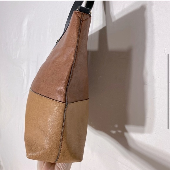 SOLD-Steve Madden Two Tone Brown Tan Leather Tote Bag Shoulder Bag - Picture 4 of 16